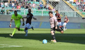 Palermo-Reggiana, Brunori segna il momentaneo 1-0; Serie B 2023-2024. Foto Pasquale Ponente