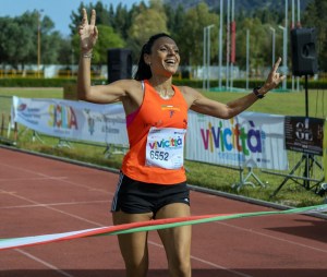 Zaira Martorana vince la gara femminile del Vivicittà 2024 a Palermo