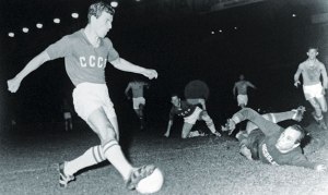 Il gol del pareggio sovietico
