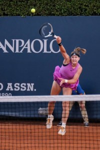 Karolina Muchova va avanti al secondo turno dei Palermo Ladies Open