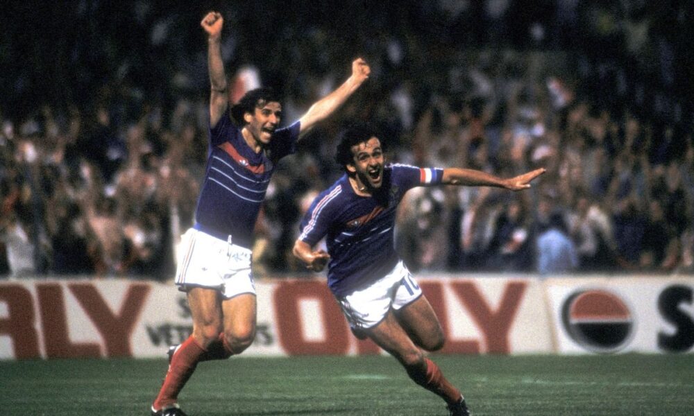 A bola França-Portugal conta a história do jogo épico do Europeu de 84