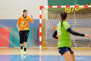 dell'Handball Erice Pinto Pereira tra le protagoniste della netta vittoria sul Salerno. Foto Joe Pappalardo